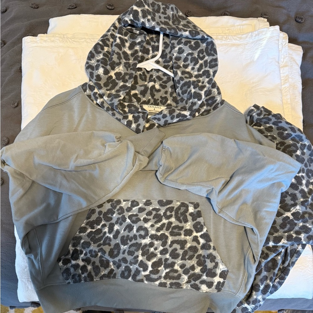 Zenana Outfitters Gray Animal Print Hoodie and joggers set